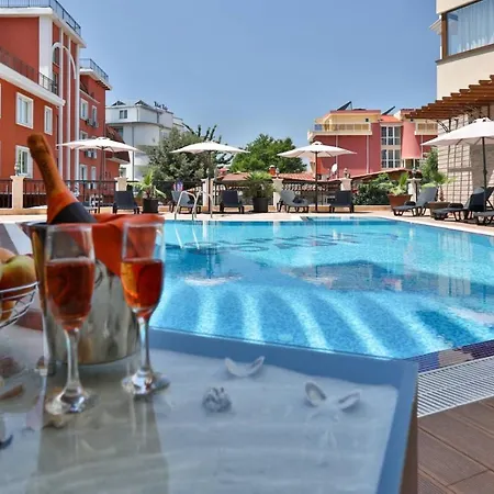 Vip Club Dolphin Coast Sunny Beach