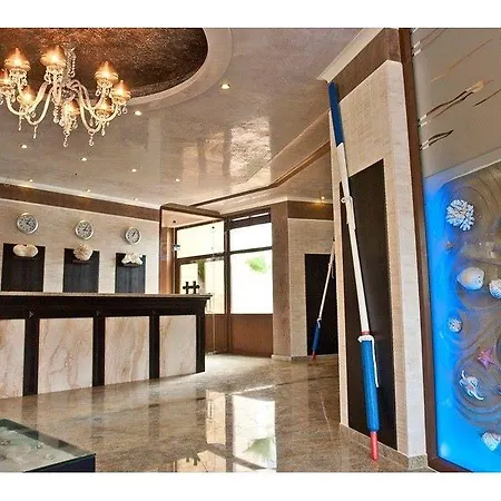 Vip Club Dolphin Coast 3*