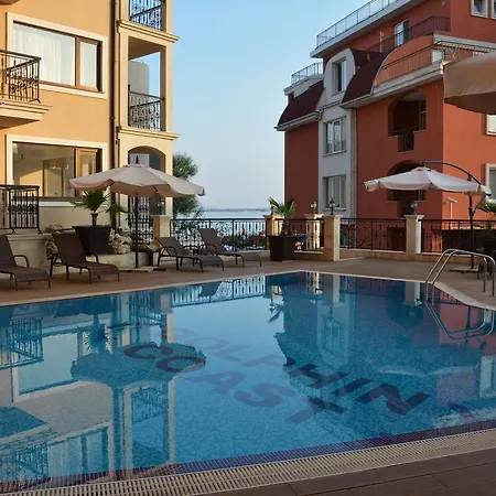 Vip Club Dolphin Coast サニービーチ