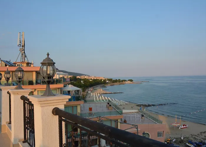 Vip Club Dolphin Coast 3*